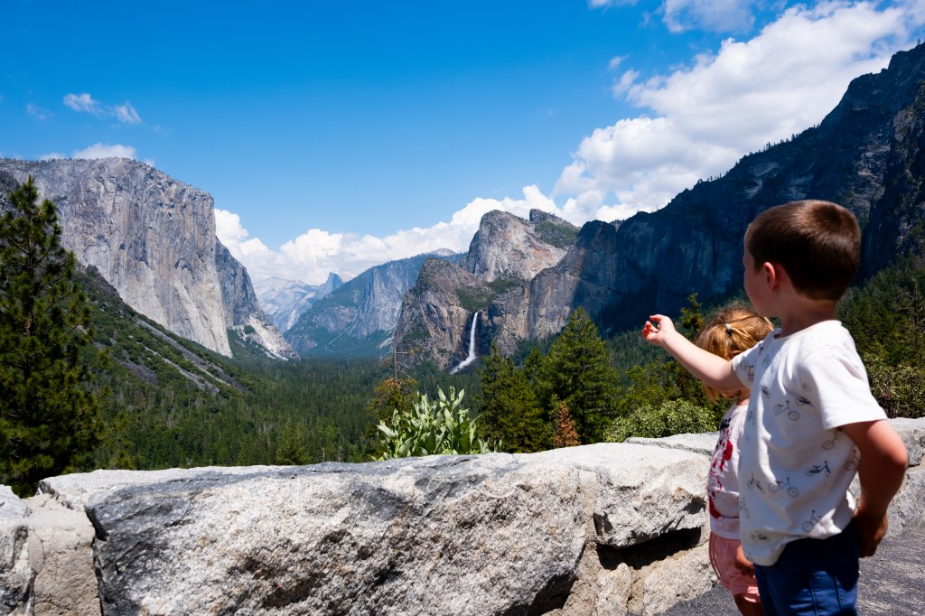 This image has an empty alt attribute; its file name is yosemite-006.jpg